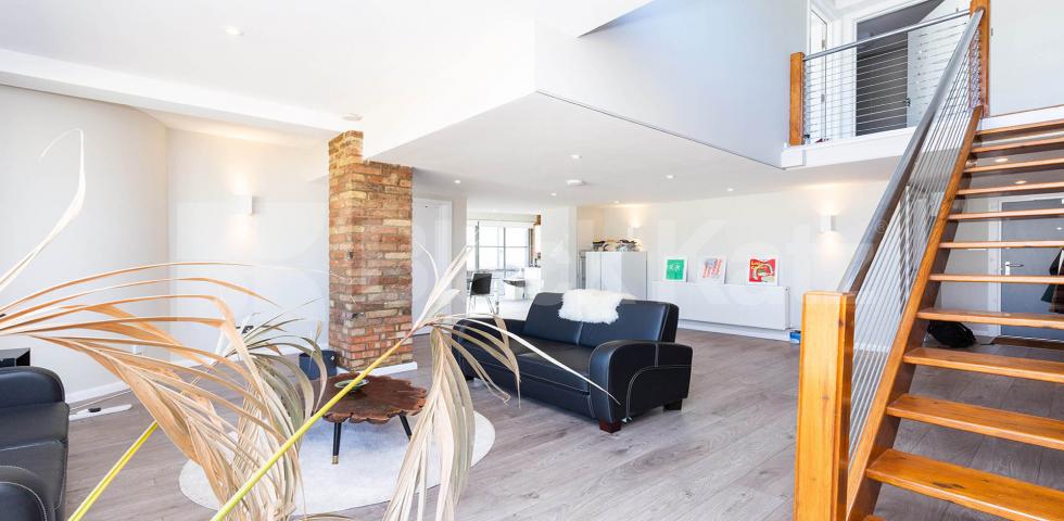 			3 Bedroom, 1 bath, 1 reception Maisonette			 EAGLE HOUSE-EAGLE WHARF ROAD, OLD STREET-SHOREDITCH